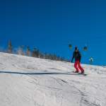 Snowboarder auf der Grießenkar-Skipiste