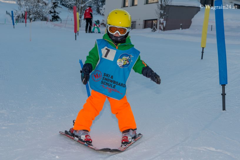 Skikurs-Kid der Skischule Wagrain