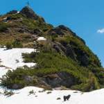 Schnee am Aufstieg zum Gipfel des Grießenkar Wagrain