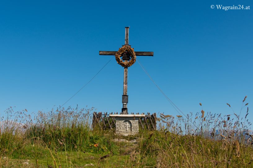Gipfelkreuz am Sonntagskogel © Wagrain24.at