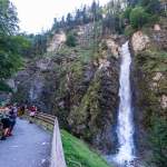 Rastplatz beim Wasserfall in der Liechtensteinklamm